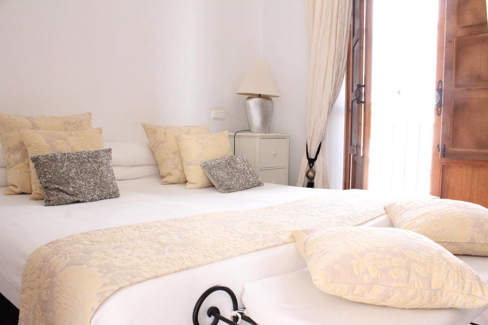 Hotel Palacio Blanco Velez Malaga Esterno foto